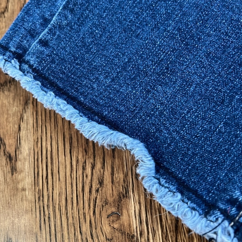 umgee raw hem jean - Picture 4 of 9